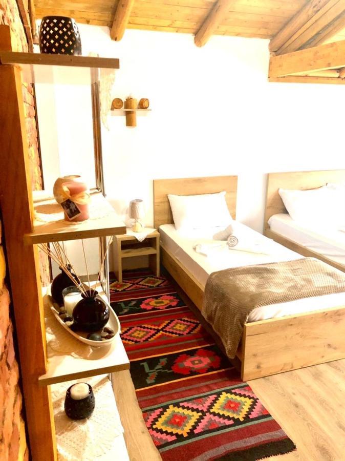 Villa Muzhaqi Nivice Dış mekan fotoğraf