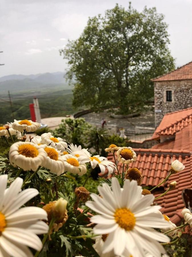 Villa Muzhaqi Nivice Dış mekan fotoğraf