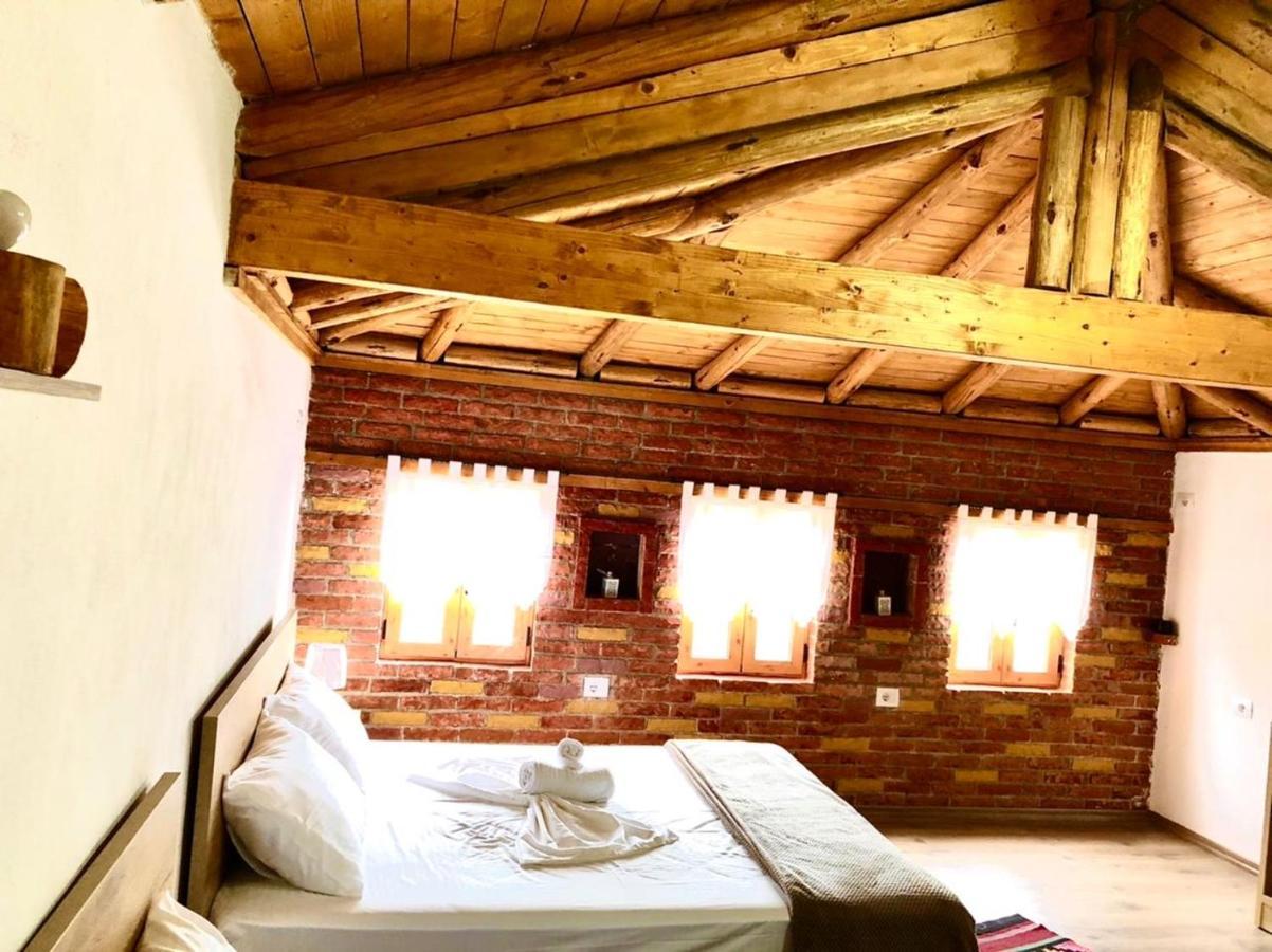 Villa Muzhaqi Nivice Dış mekan fotoğraf