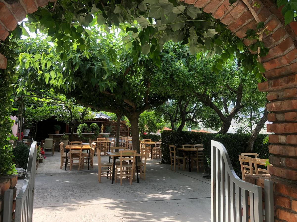 Villa Muzhaqi Nivice Dış mekan fotoğraf