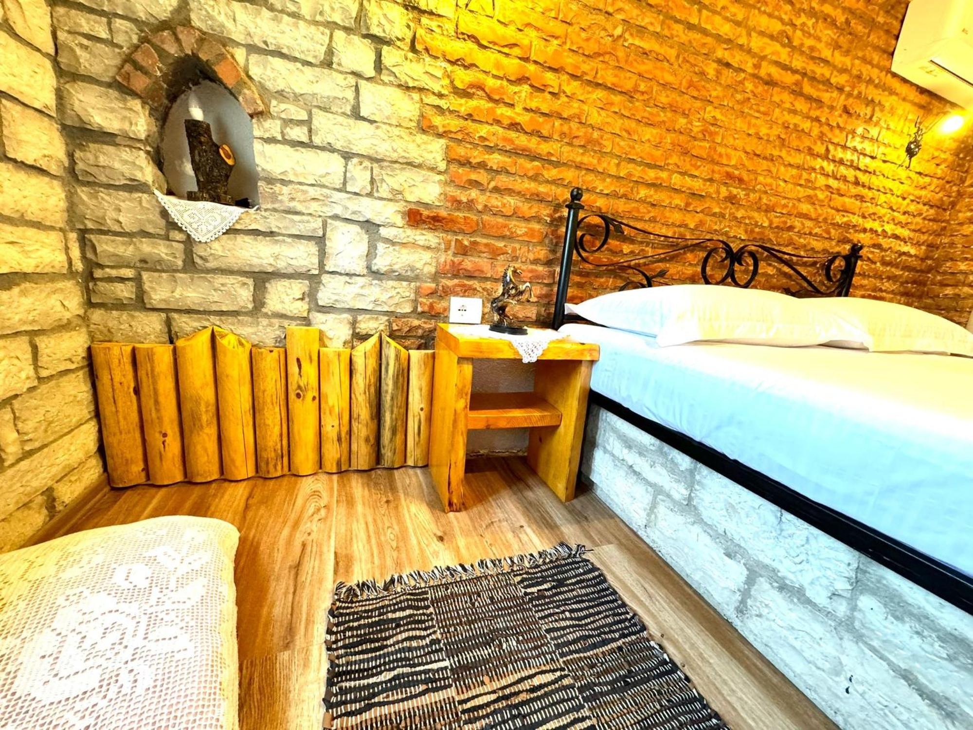 Villa Muzhaqi Nivice Dış mekan fotoğraf